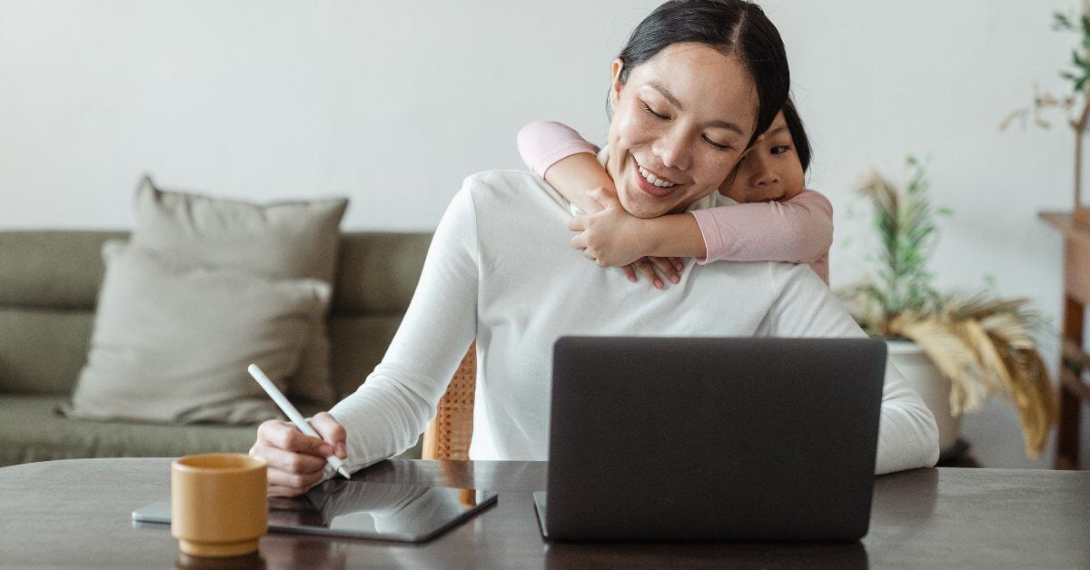 Mom and Child with Laptop - 1200 x 628px